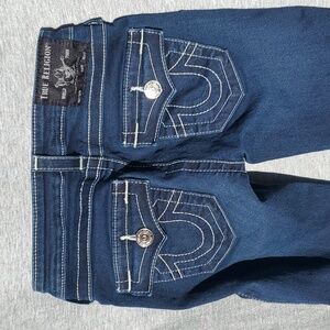 True Religion, Size 23 RN# 112790 CA# 57414